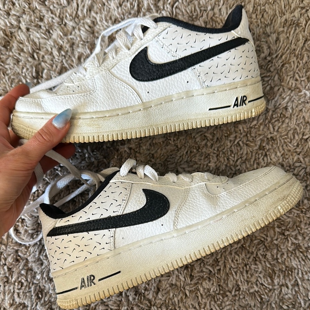 Nike Air White and Black Sneakers